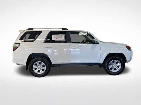 Certified 2024 Toyota 4Runner SR5 Premium w/ Moonroof Package AWD/4WD image 6