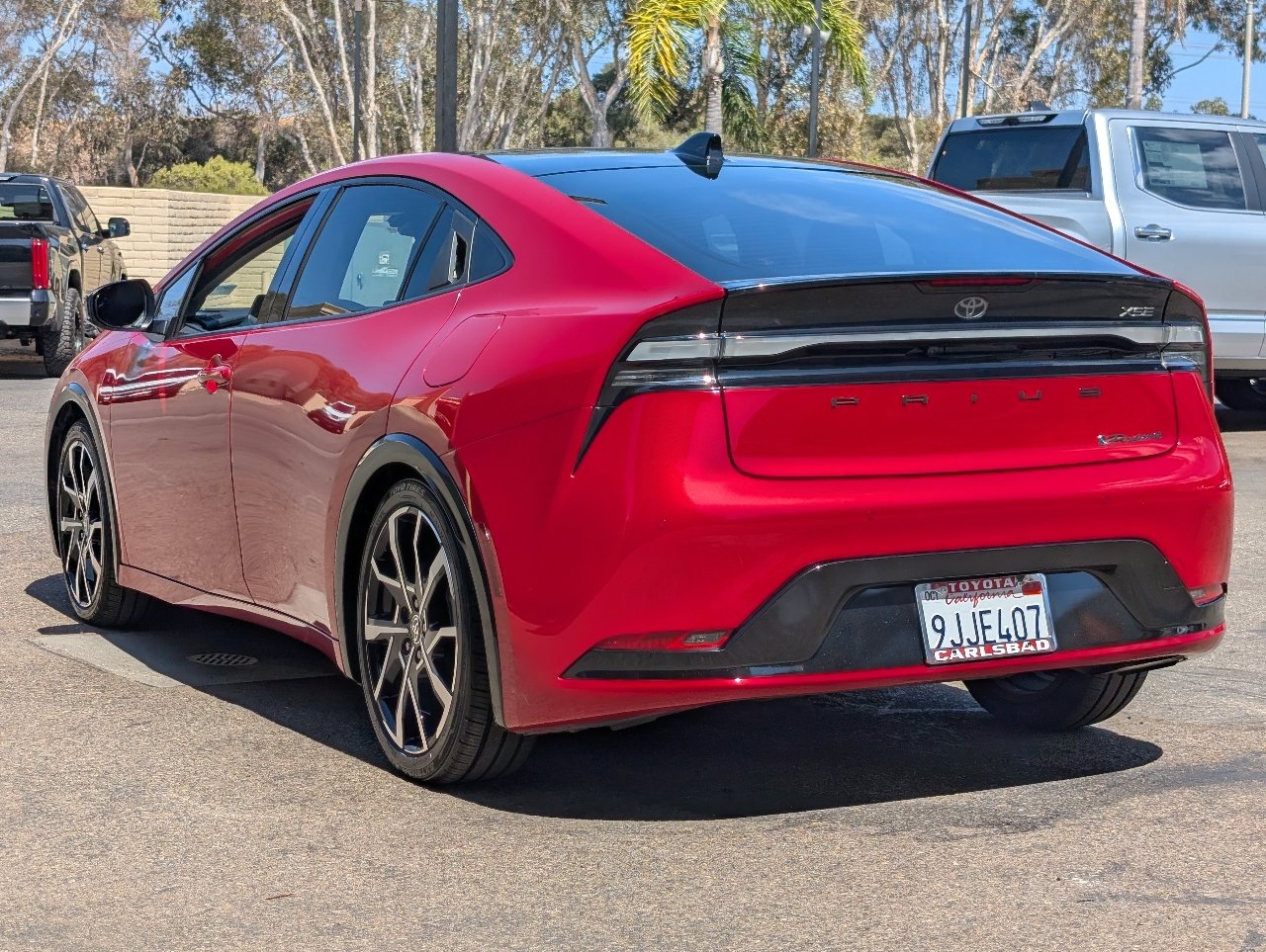 Used 2023 Toyota Prius Prime Premium FWD image 12