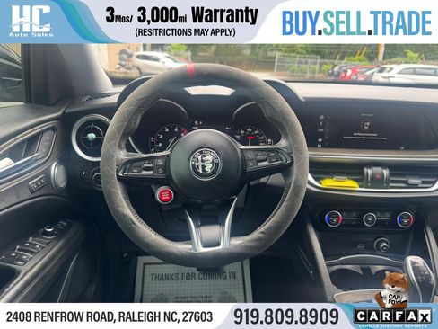 Used 2020 Alfa Romeo Stelvio Ti w/ Active Blind Spot Package AWD/4WD image 25