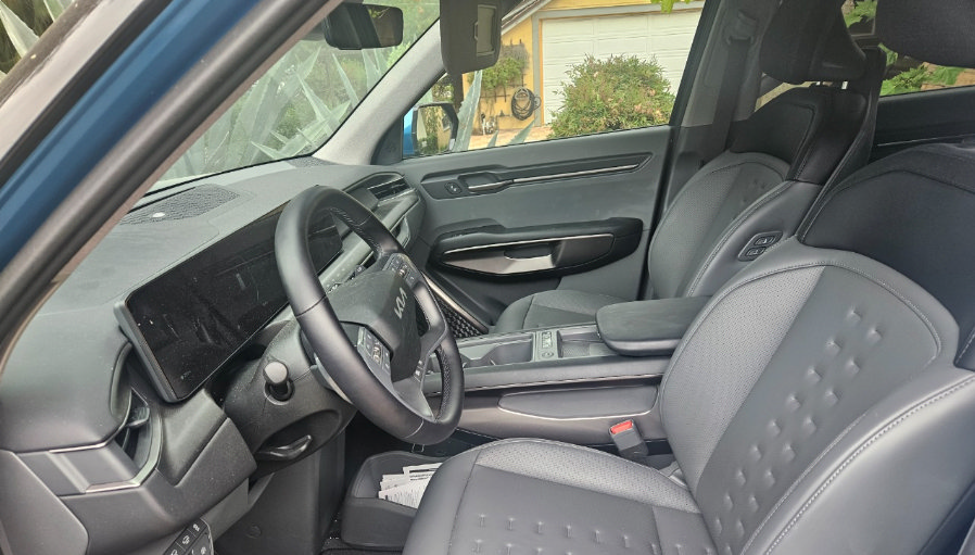 Certified 2024 Kia EV9 Wind AWD/4WD image 8
