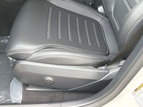 Certified 2025 Mercedes-Benz GLC 300 4MATIC image 16