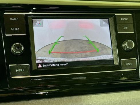 Used 2024 Volkswagen Taos S w/ MDO Package FWD image 11