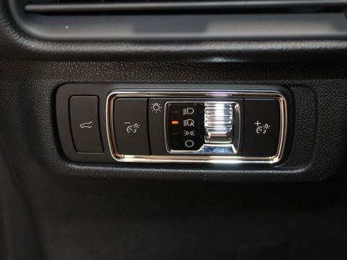 New 2026 Lincoln Corsair Reserve image 43