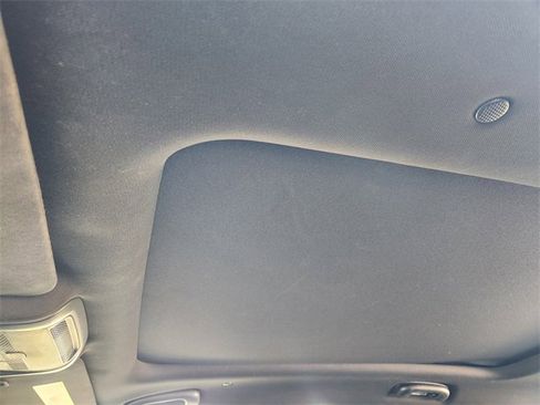 Used 2020 Cadillac XT5 Premium Luxury image 25