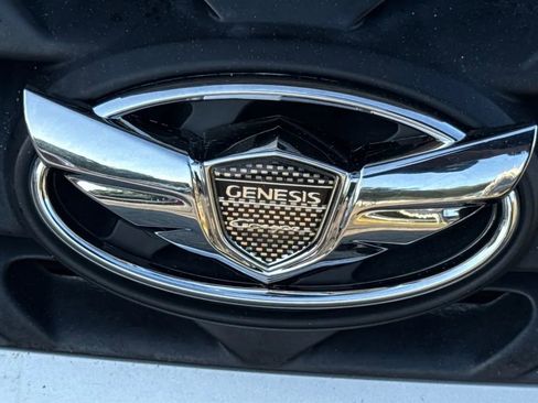Used 2010 Hyundai Genesis 2.0T RWD image 50