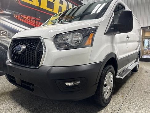 Used 2025 Ford Transit 250 Low Roof w/ Exterior Upgrade Package RWD image 2