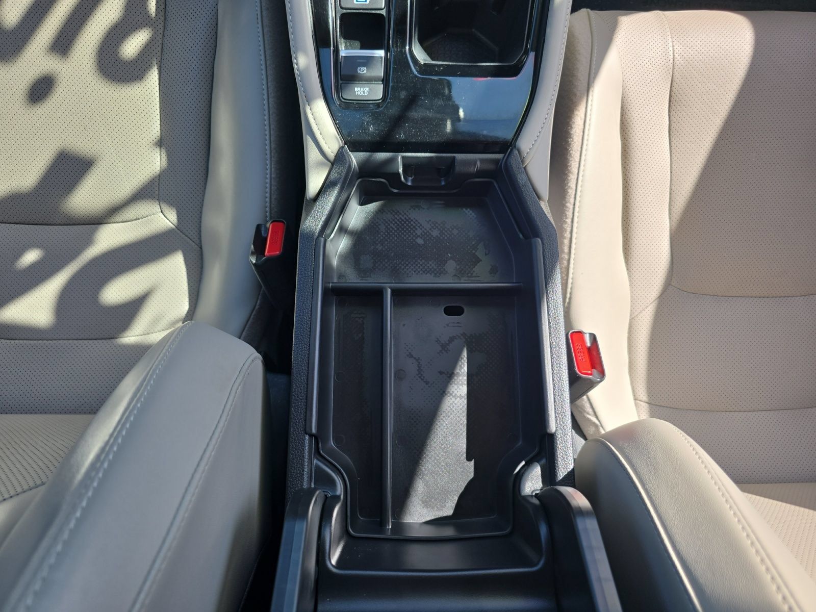 Used 2024 Honda Accord Touring image 18