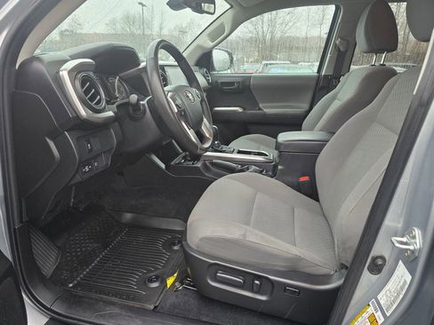 Used 2023 Toyota Tacoma SR5 image 16