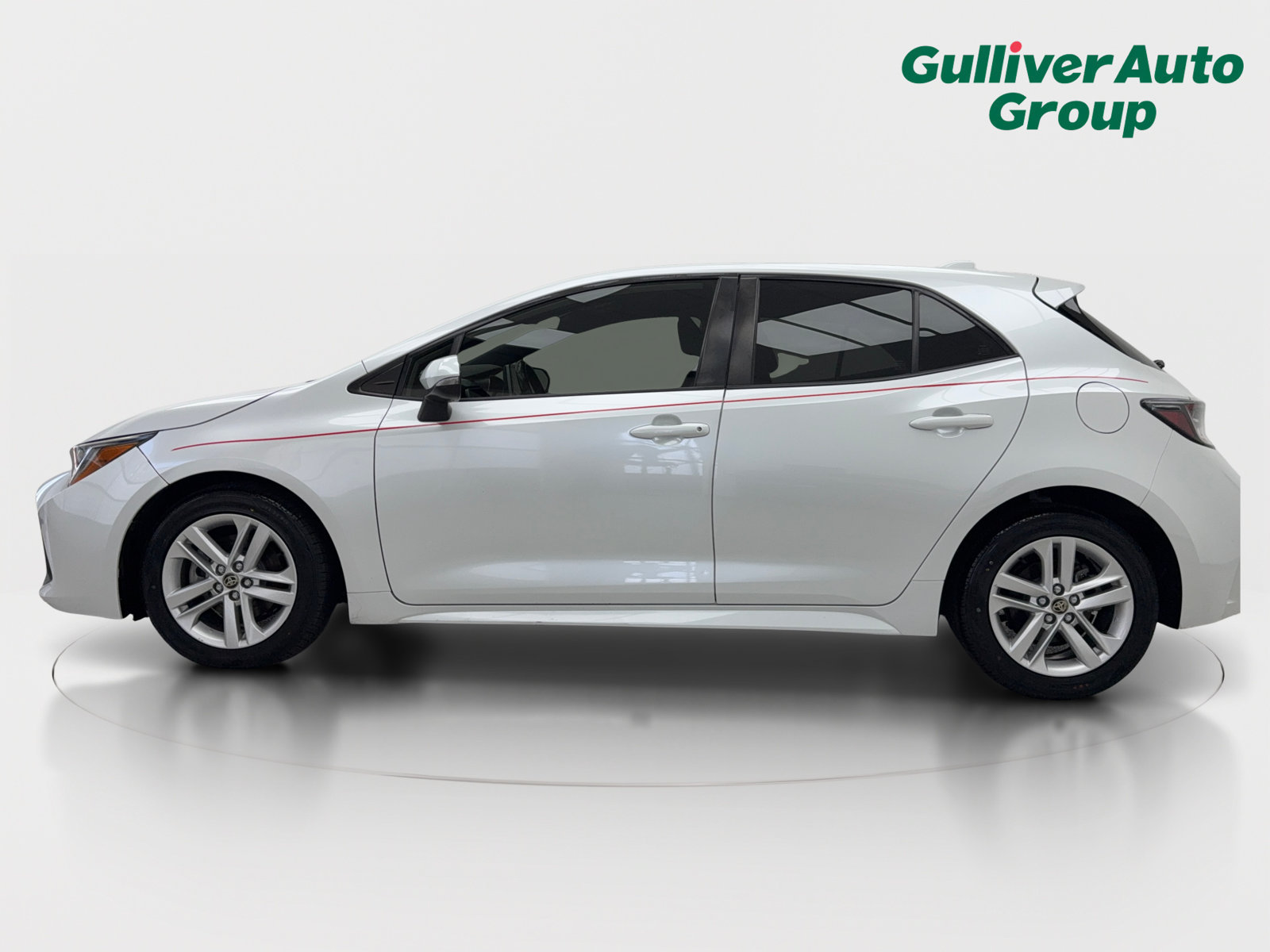 Used 2021 Toyota Corolla SE FWD image 3