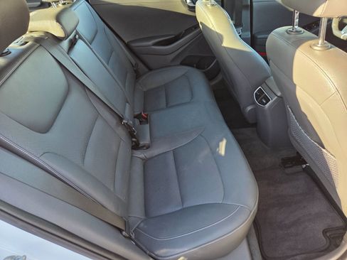 Used 2019 Hyundai Ioniq Limited image 13