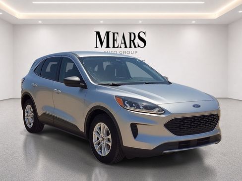 Used 2022 Ford Escape SE w/ Cold Weather Package FWD image 7