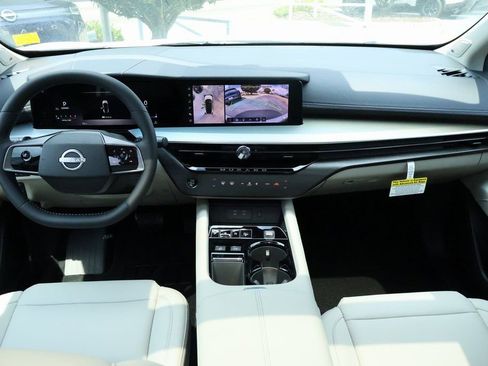 New 2025 Nissan Murano SL image 6