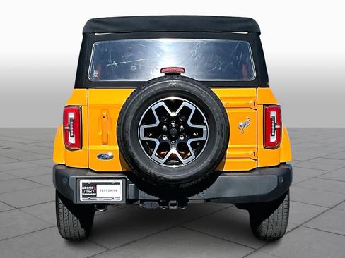 Used 2022 Ford Bronco Outer Banks image 5