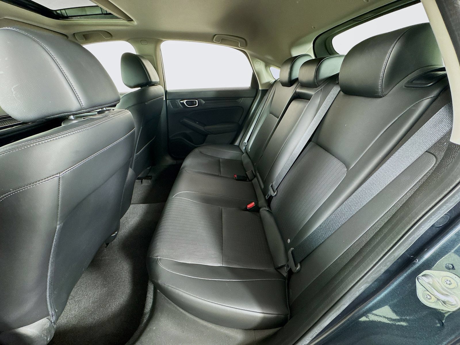 Used 2022 Honda Civic EX-L image 18