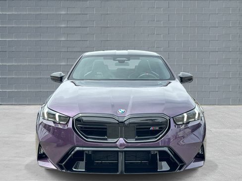 Used 2025 BMW M5 w/ Carbon Package AWD/4WD image 2