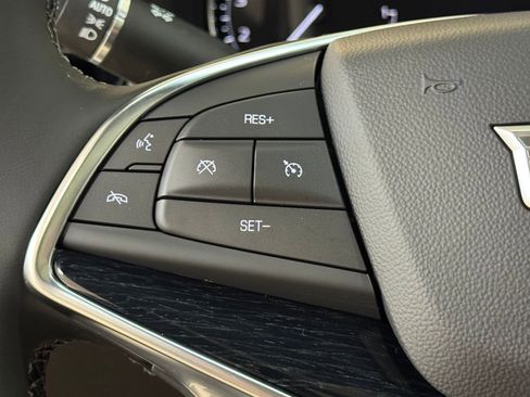 New 2025 Cadillac XT5 Premium Luxury image 31