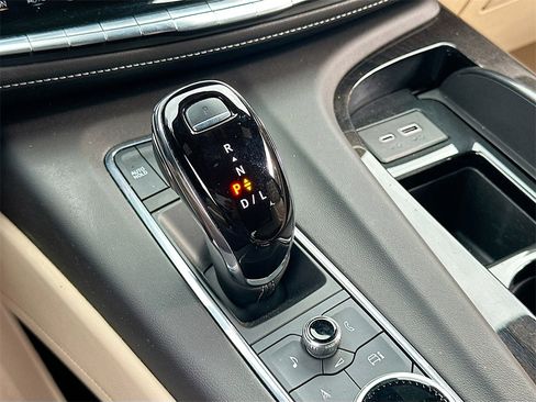 Used 2023 Cadillac Escalade Premium Luxury w/ LPO, Radiant Package image 17