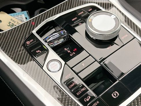 New 2026 BMW X6 M60i image 17