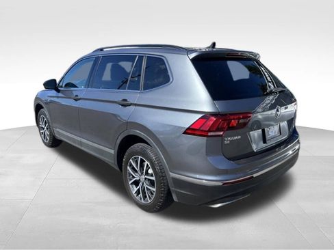 Used 2020 Volkswagen Tiguan SE AWD/4WD image 3