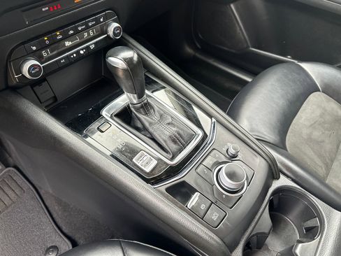 Used 2021 MAZDA CX-5 Touring image 23