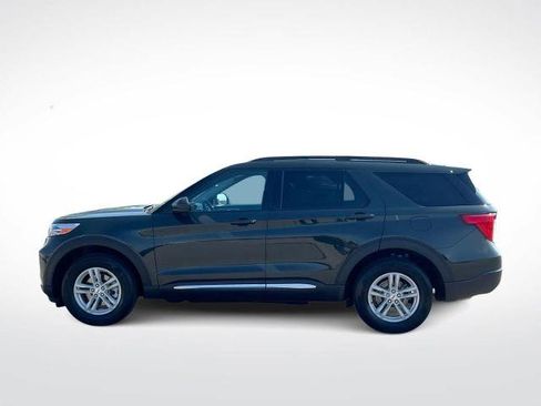 Certified 2024 Ford Explorer XLT w/ Equipment Group 202A AWD/4WD image 5