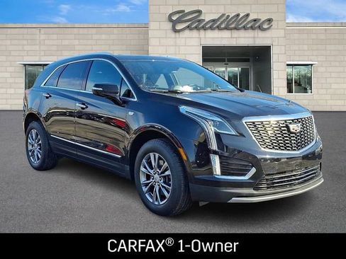Certified 2022 Cadillac XT5 Premium Luxury image 2