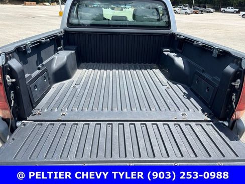 Used 2006 Toyota Tacoma PreRunner RWD image 7