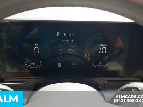 Certified 2025 Hyundai Kona SEL image 17