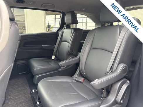 Used 2023 Honda Odyssey Touring image 14