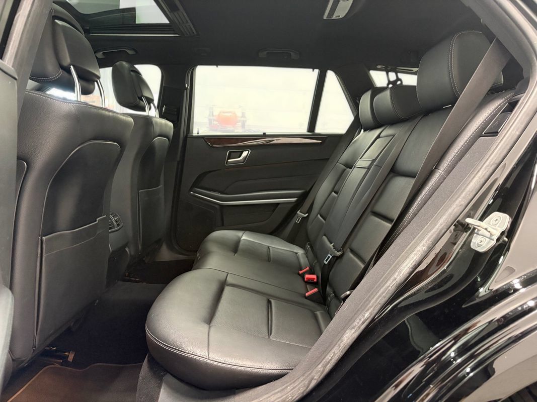Used 2015 Mercedes-Benz E 350 4MATIC Wagon image 12