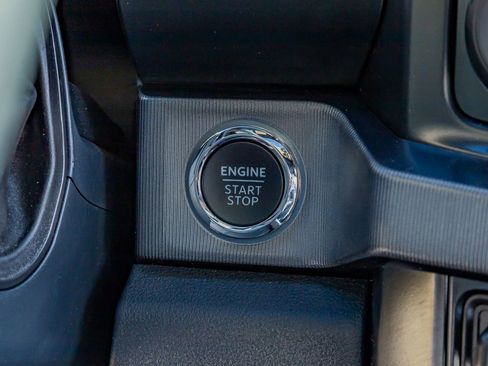 Used 2025 Ford F350 Platinum w/ Tremor Off-Road Package image 23