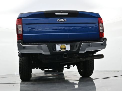 Used 2022 Ford F350 Lariat w/ Chrome Package image 21