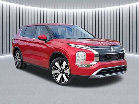 New 2026 Mitsubishi Outlander SE FWD image 1
