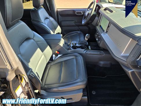 Certified 2025 Ford Bronco Outer Banks AWD/4WD image 14
