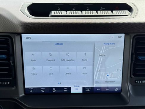 Used 2022 Ford Bronco Outer Banks w/ Sasquatch Package image 9