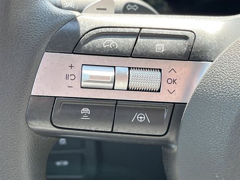 Used 2025 Hyundai Sonata SEL FWD image 22