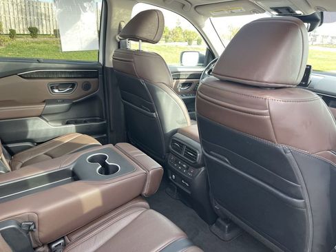 Used 2023 Honda Pilot Elite image 40