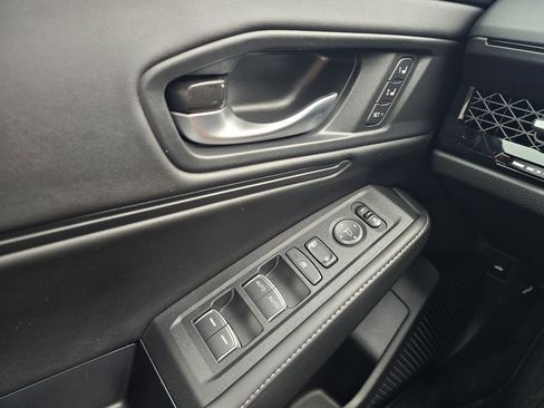 Used 2025 Honda Accord Sport image 23