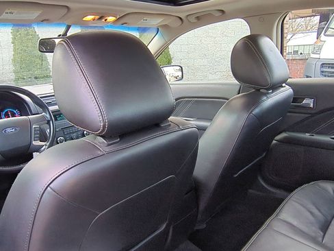 Used 2011 Ford Fusion Sport w/ 401A Rapid Spec Order Code image 22