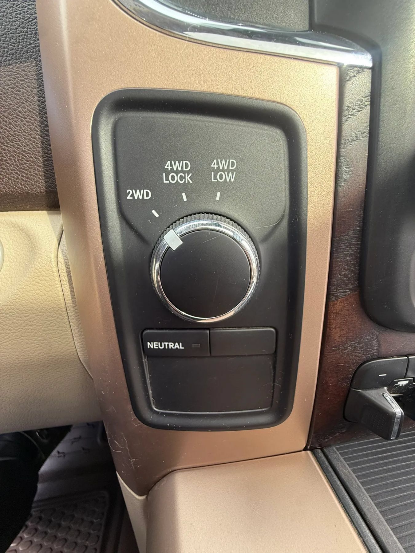 Used 2014 RAM 2500 Longhorn w/ Protection Group AWD/4WD image 20