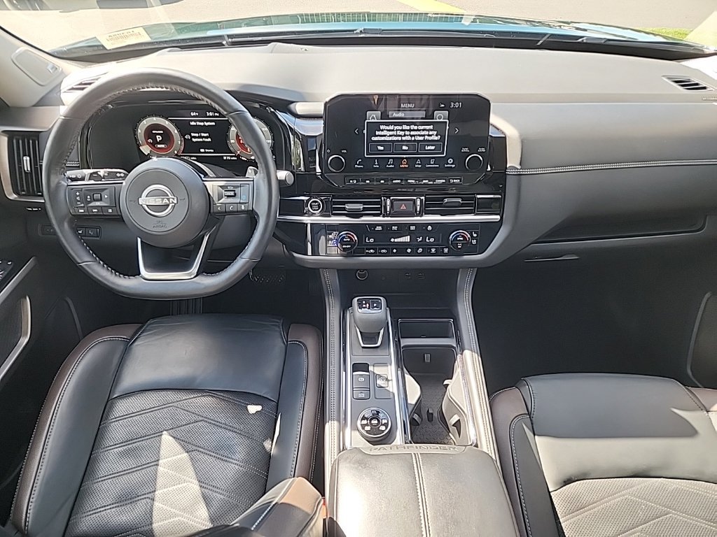 Used 2023 Nissan Pathfinder Platinum w/ Lighting Package (N92) AWD/4WD image 22
