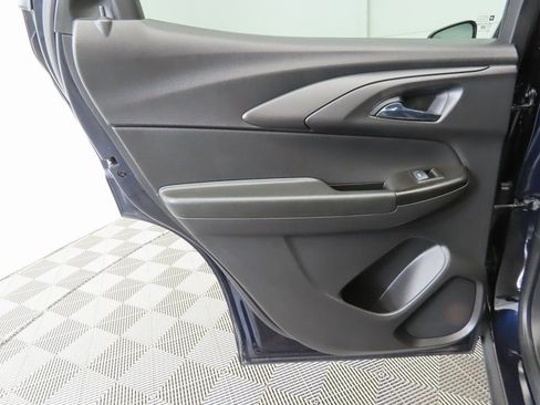 Used 2021 Chevrolet TrailBlazer LT w/ Convenience Package image 24