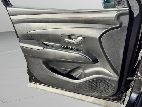 Certified 2025 Hyundai Tucson SE AWD/4WD image 23