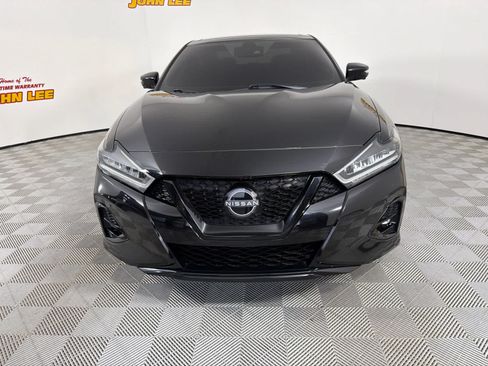 Certified 2023 Nissan Maxima SR w/ Sport Mat Group FWD image 9