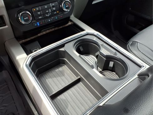 Used 2019 Ford F250 Lariat w/ Lariat Ultimate Package AWD/4WD image 20