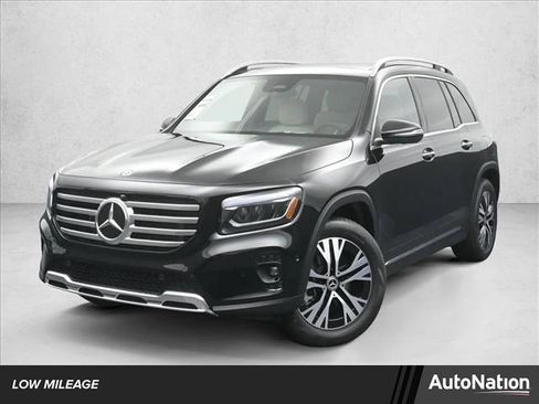 Certified 2025 Mercedes-Benz GLB 250 4MATIC image 1