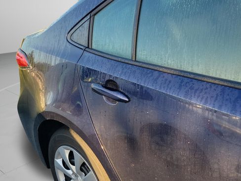 Used 2022 Toyota Corolla LE image 18