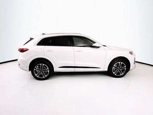Used 2026 Audi Q5 Premium AWD/4WD image 4