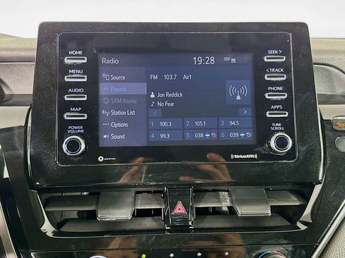 Used 2021 Toyota Camry LE image 17