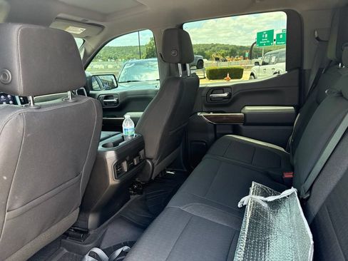 Used 2019 Chevrolet Silverado 1500 LT Trail Boss AWD/4WD image 8